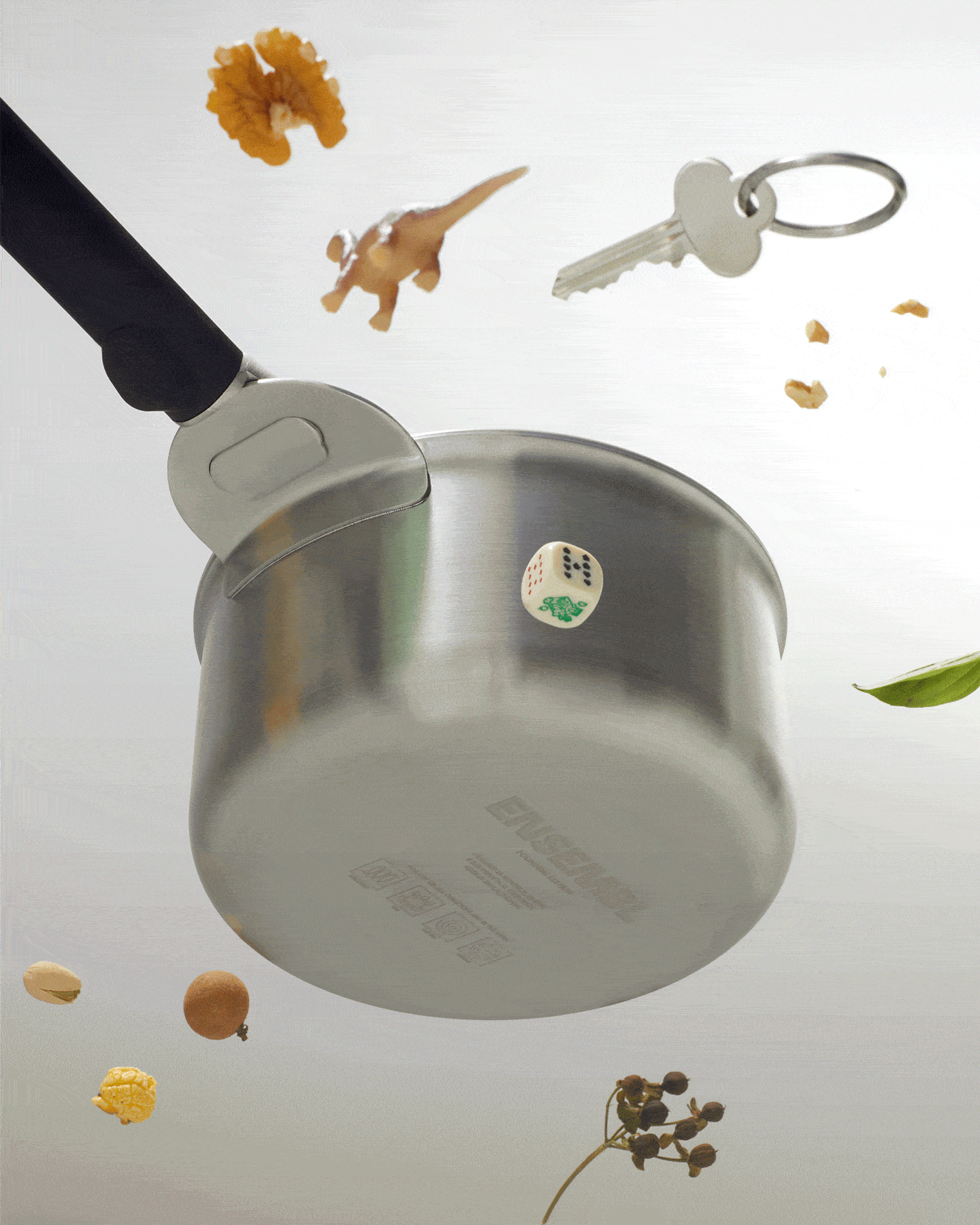 ENSEMBL Stackware stainless steel cookware removable handle in use